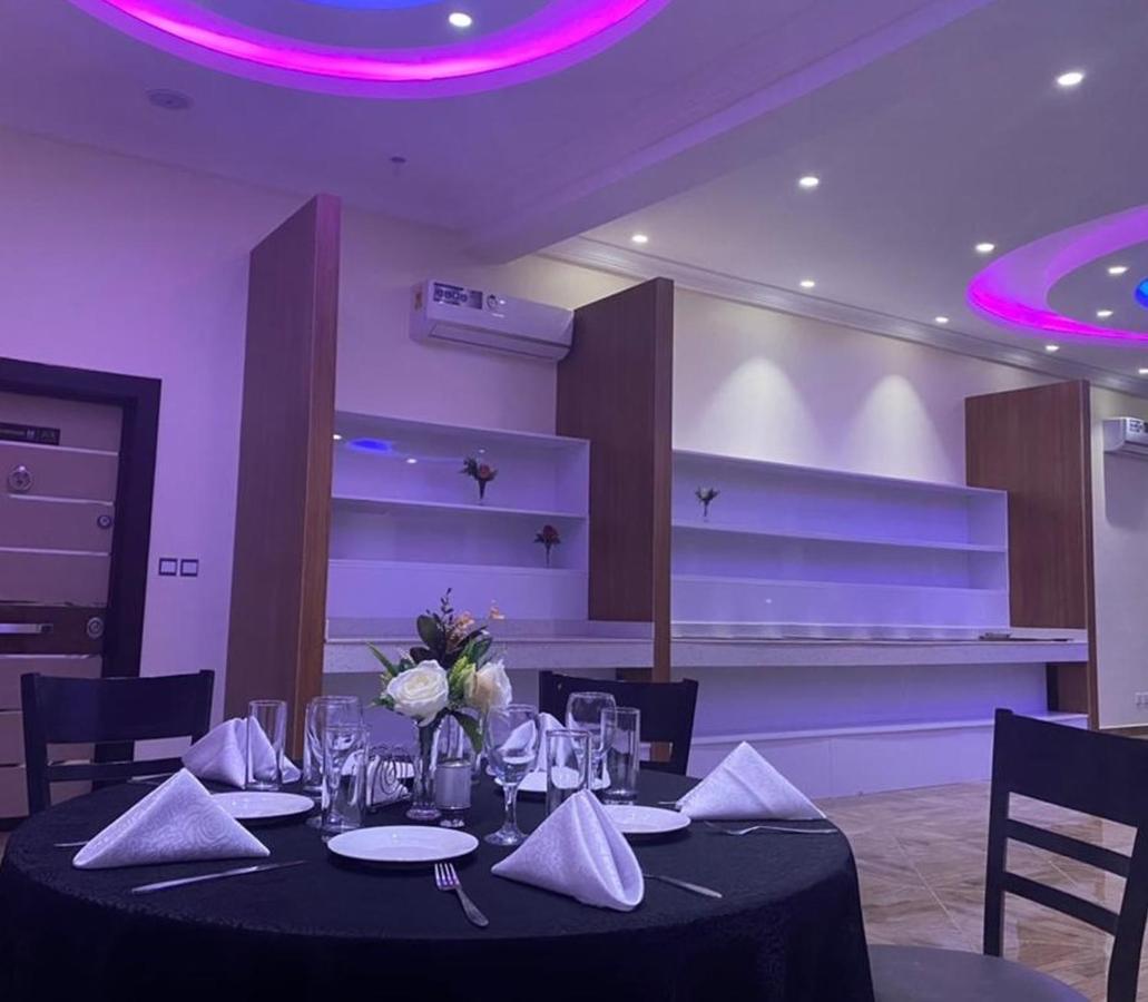 The Platinum Bay Hotel Berekuso Екстер'єр фото